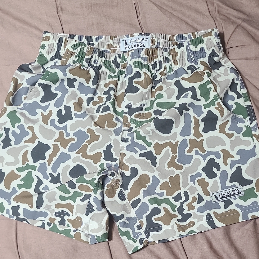 Local Boy Outfitters Camo Volley Shorts - Youth XL